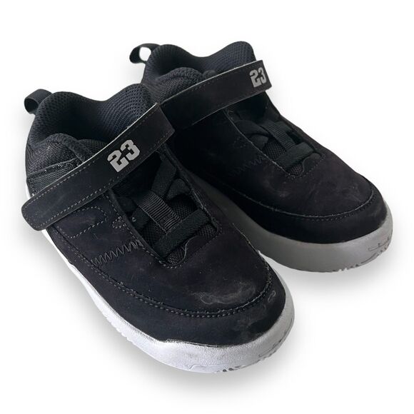 Nike Air Jordan Max Aura 3 Toddler 9C Black White DA8023-002 Sneakers - Picture 3 of 8